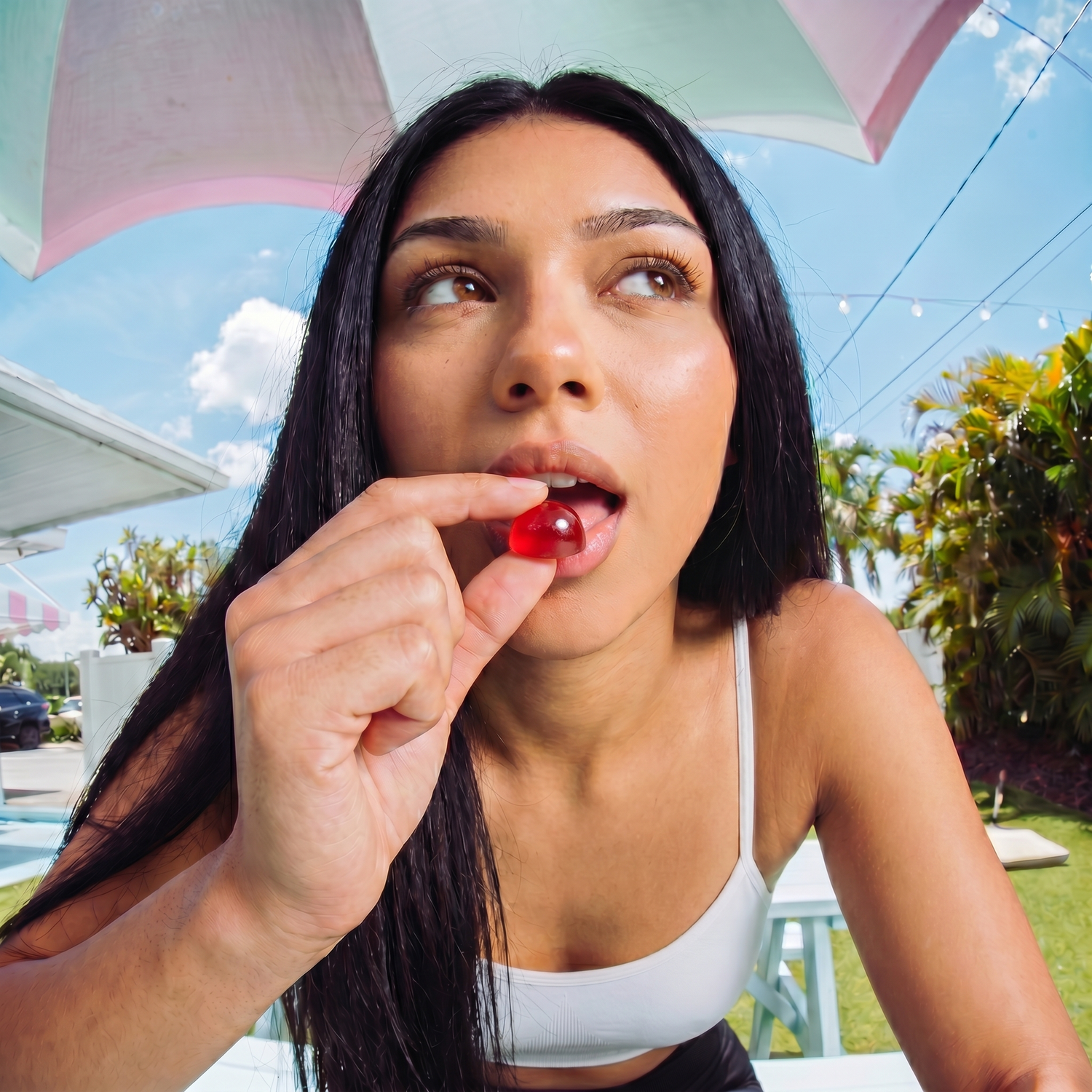 AUSSI BON QU'UN BONBON, AUSSI EFFICACE QU'UN COMPLÉMENT